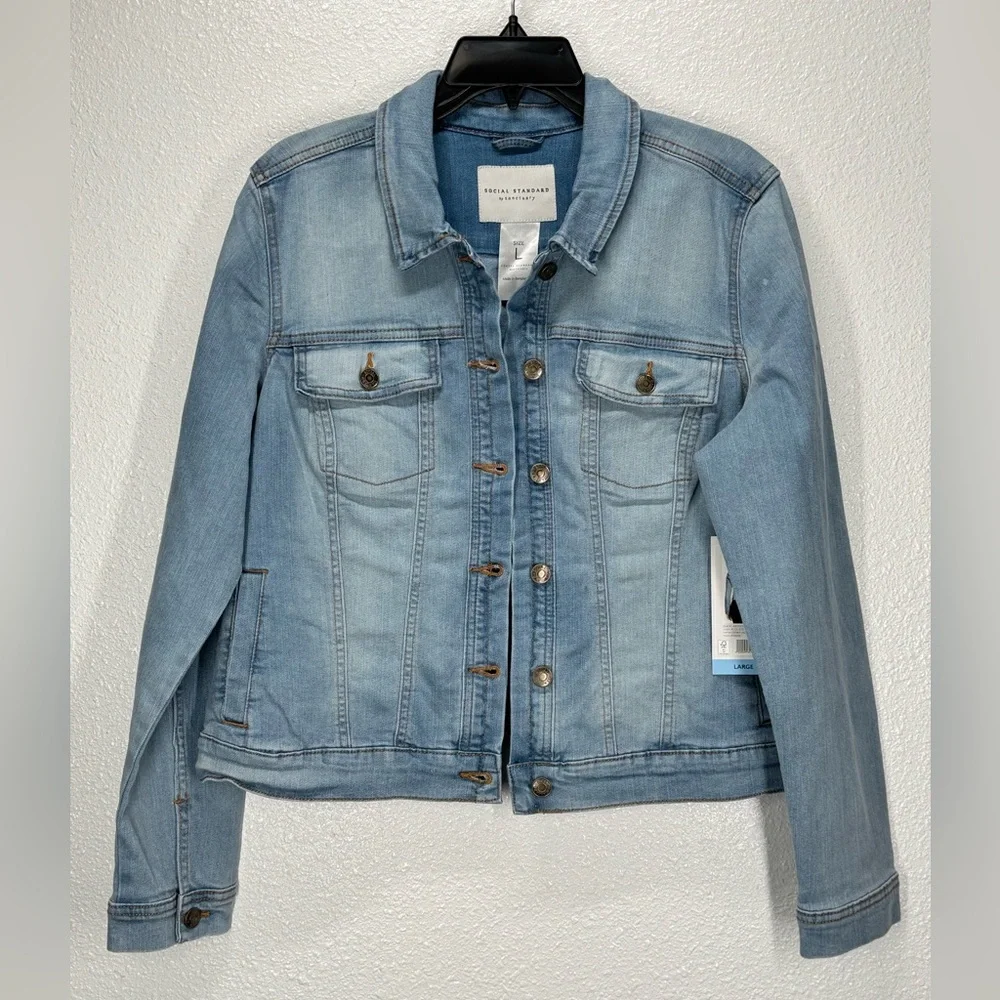 Social Standard by Sanctuary Light Wash Button Up Denim Jean Jacket Large - Picture 2 of 9
